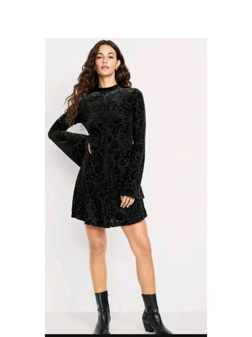Old Navy Womens XS NWT Black Velvet Paisley Burnout Bell Sleeve Mini Dress $55